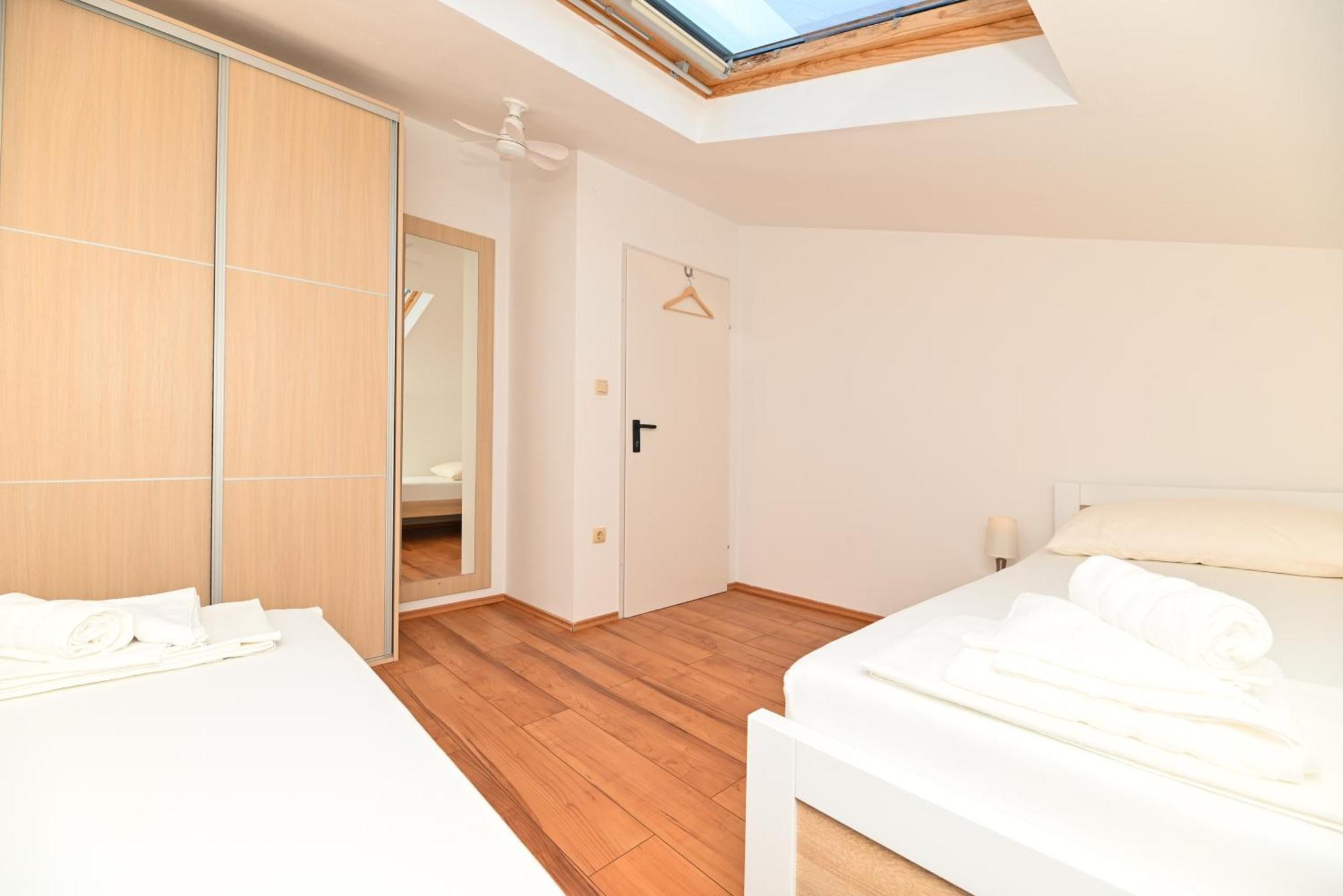 Apartments Bluesky Trogir Luaran gambar