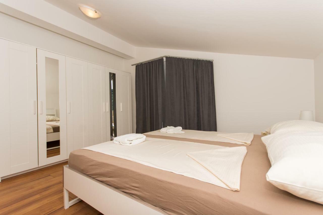Apartments Bluesky Trogir Luaran gambar