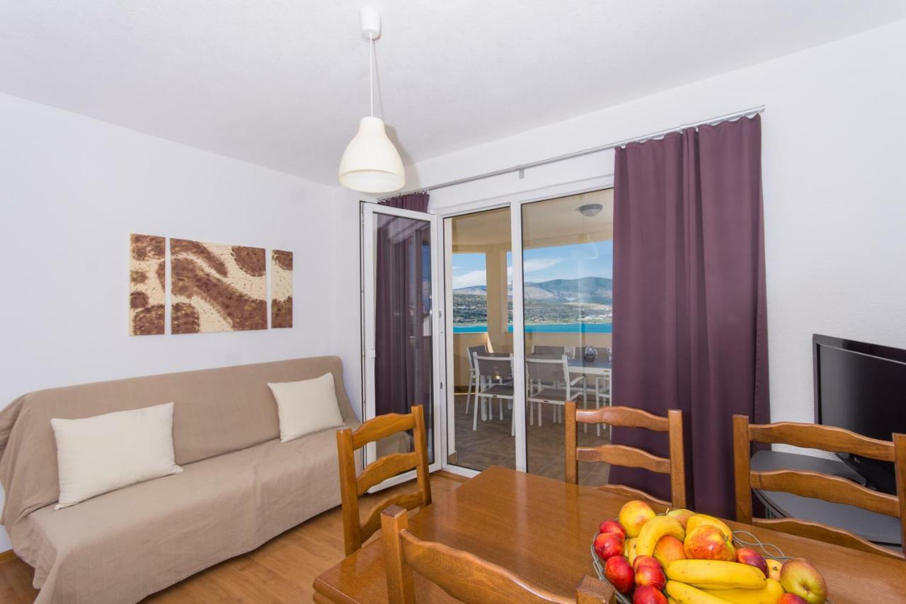 Apartments Bluesky Trogir Luaran gambar