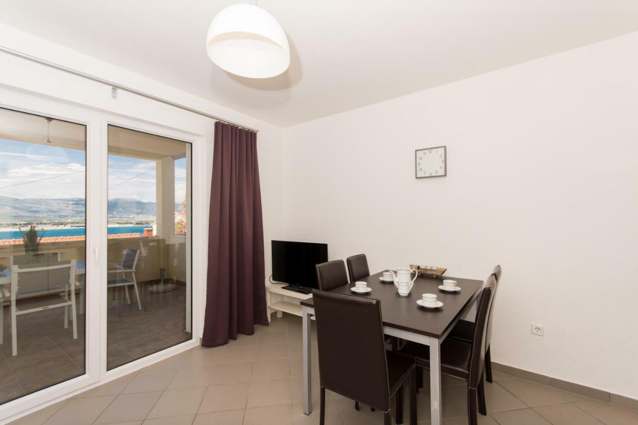 Apartments Bluesky Trogir Luaran gambar